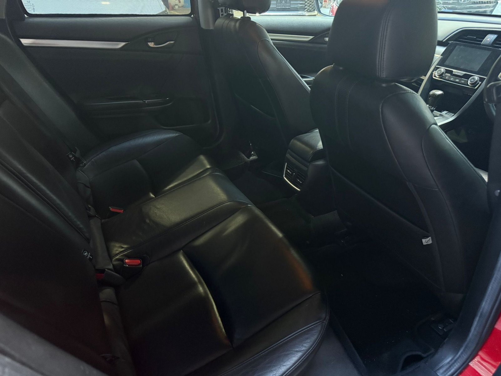 Honda Civic 1.6 VTi photo 8